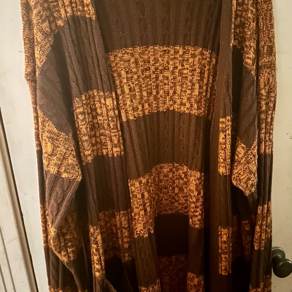 BloomChic Warm Brown Knit Cardigan